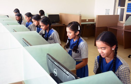 Students experiencing the 5-step Next Education experiential learning process